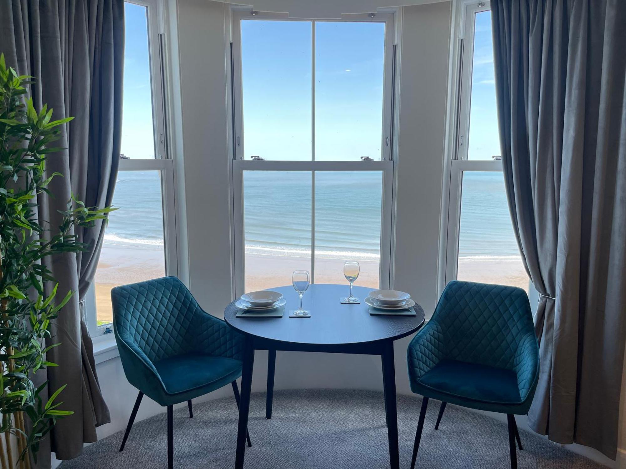 The Marlborough Sea View Holiday Apartments Scarborough Kültér fotó